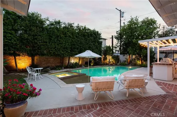 Long Beach, CA 90807,4225 Myrtle Avenue