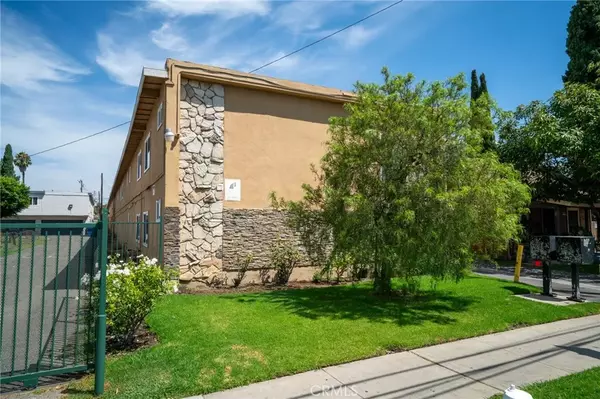 Santa Ana, CA 92703,1003 W Bishop Street