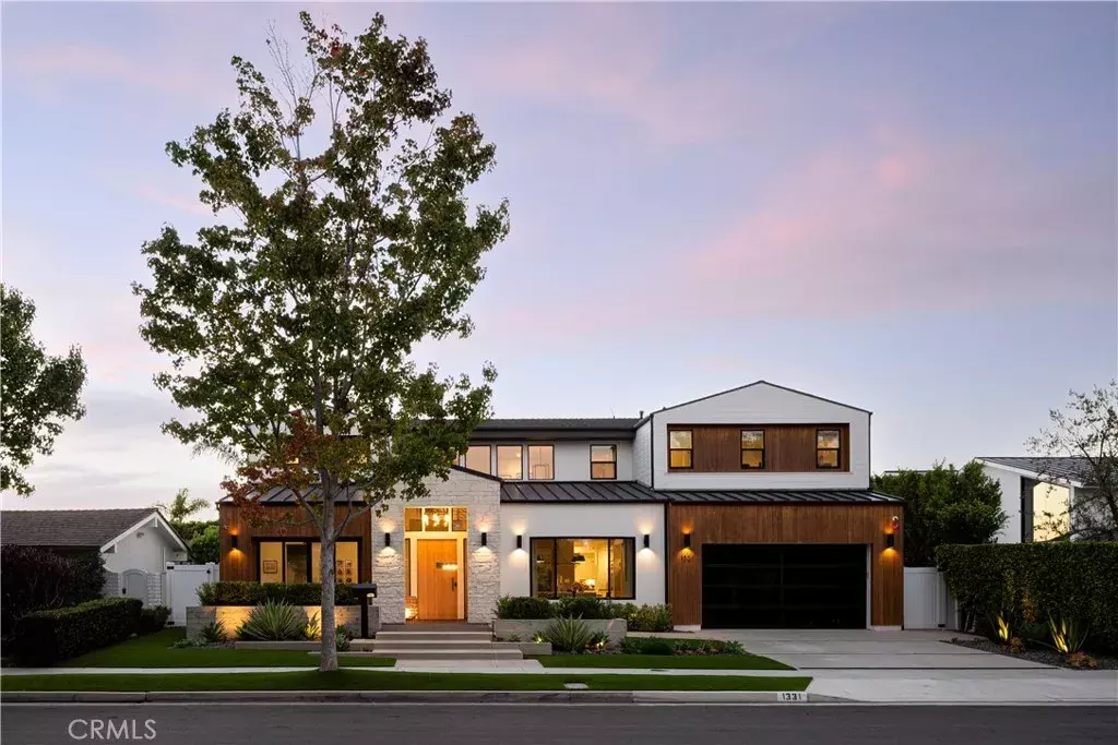 Newport Beach, CA 92660,1331 Antigua Way