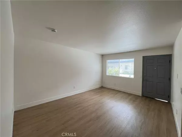 Long Beach, CA 90815,5401 E Anaheim #102