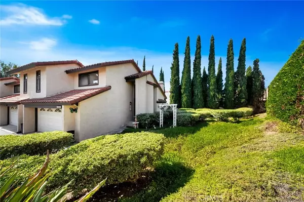 Irvine, CA 92604,5151 Walnut Ave. #34