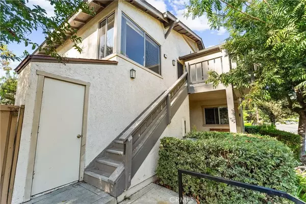 Irvine, CA 92614,1 Smokestone