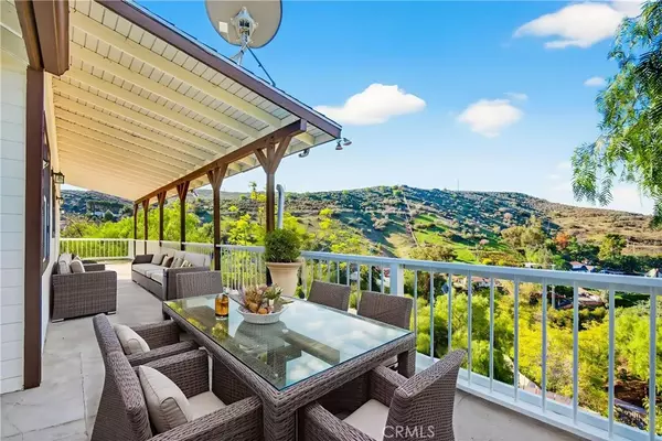 Sunland, CA 91040,9404 Wayside Drive