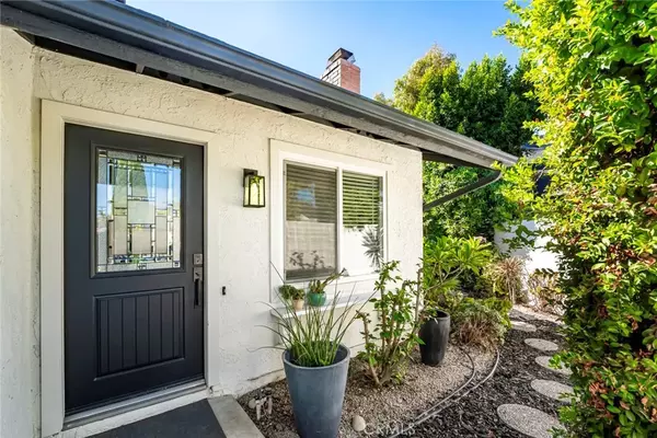 Mission Viejo, CA 92691,23201 Via Mirlo