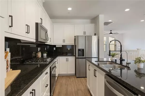 Rancho Mission Viejo, CA 92694,48 Jaripol