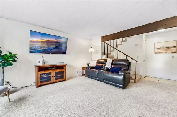 Santa Ana, CA 92704,5132 W 1st Street #B