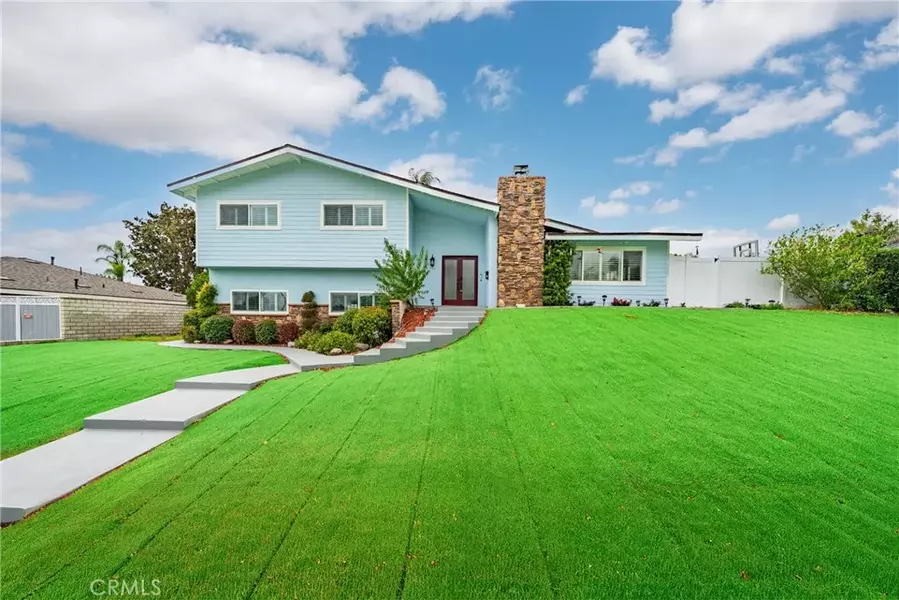 1623 N N Vallejo Way, Upland, CA 91784