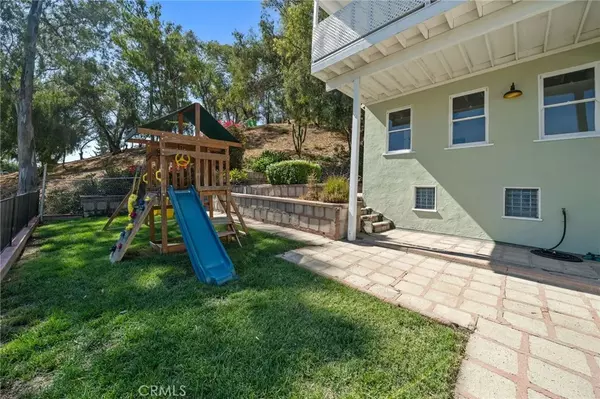 Los Angeles, CA 90032,2361 Belleglade