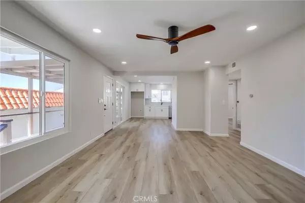 San Clemente, CA 92672,205 W Escalones #A