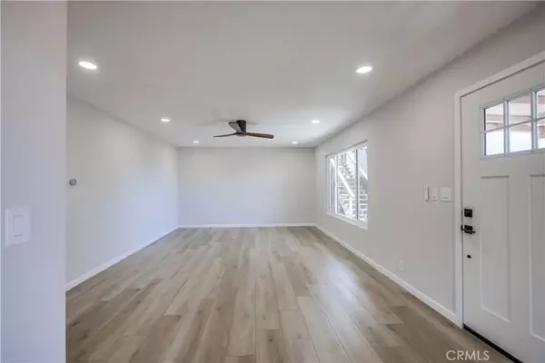 San Clemente, CA 92672,205 W Escalones #A