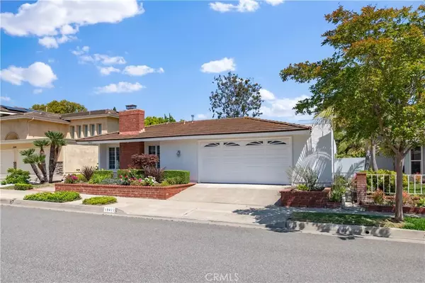Irvine, CA 92603,19422 Sierra Lago Road