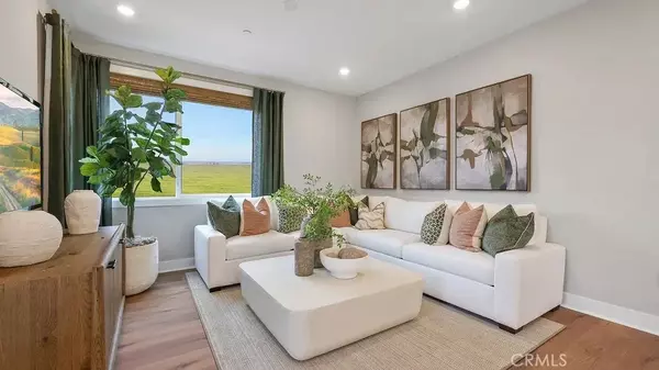 Fullerton, CA 92835,1723 Lychee Street