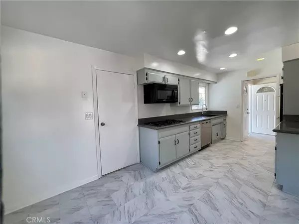 La Habra, CA 90631,1311 N Orange Street