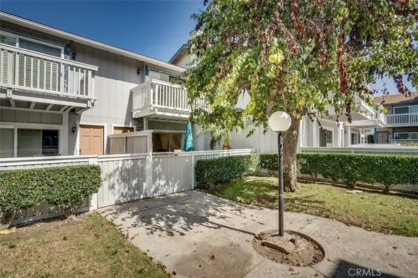 16734 Algonquin Street #6, Huntington Beach, CA 92649