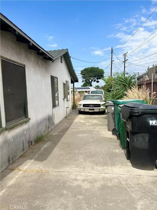 Baldwin Park, CA 91706,3220 Syracuse