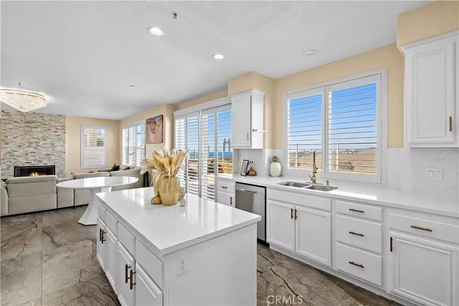 2438 Calle Aquamarina, San Clemente, CA 92673