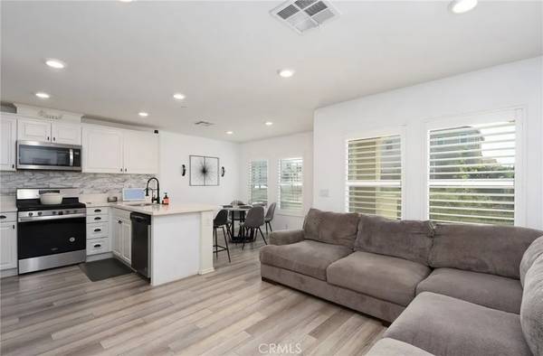 Fontana, CA 92336,7155 Citrus Avenue #403