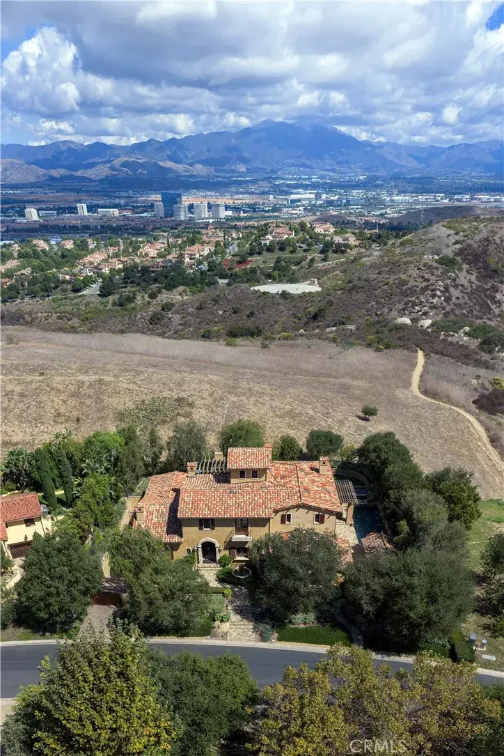 Irvine, CA 92603,97 Canyon