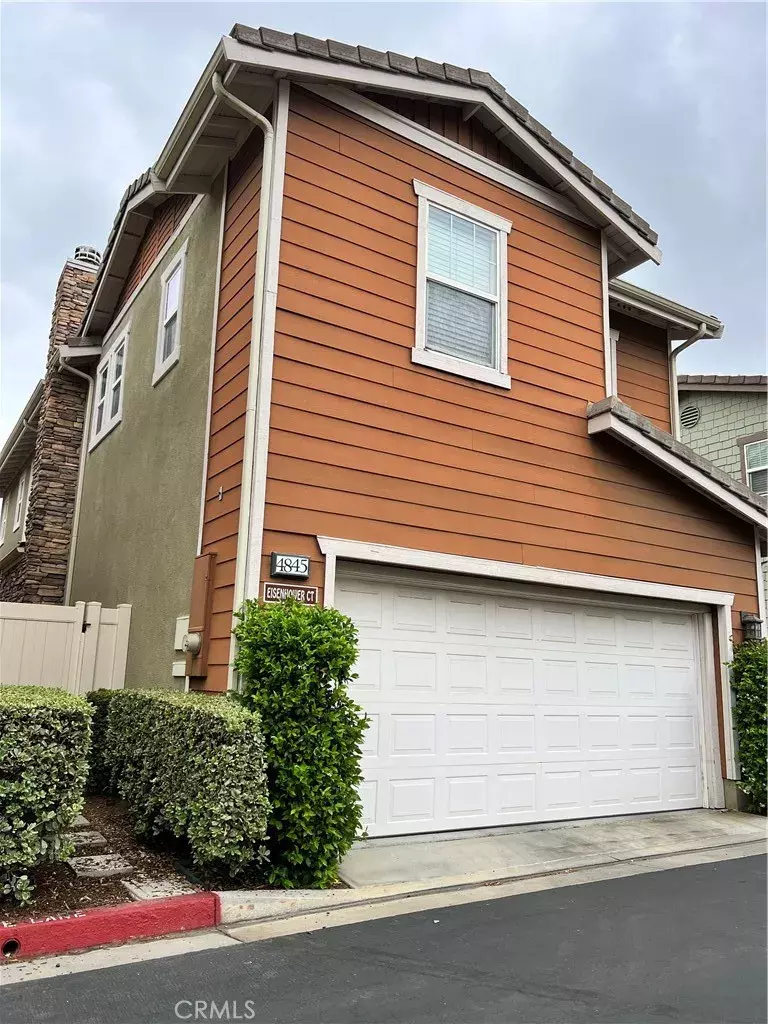 Yorba Linda, CA 92886,4845 EISENHOWER