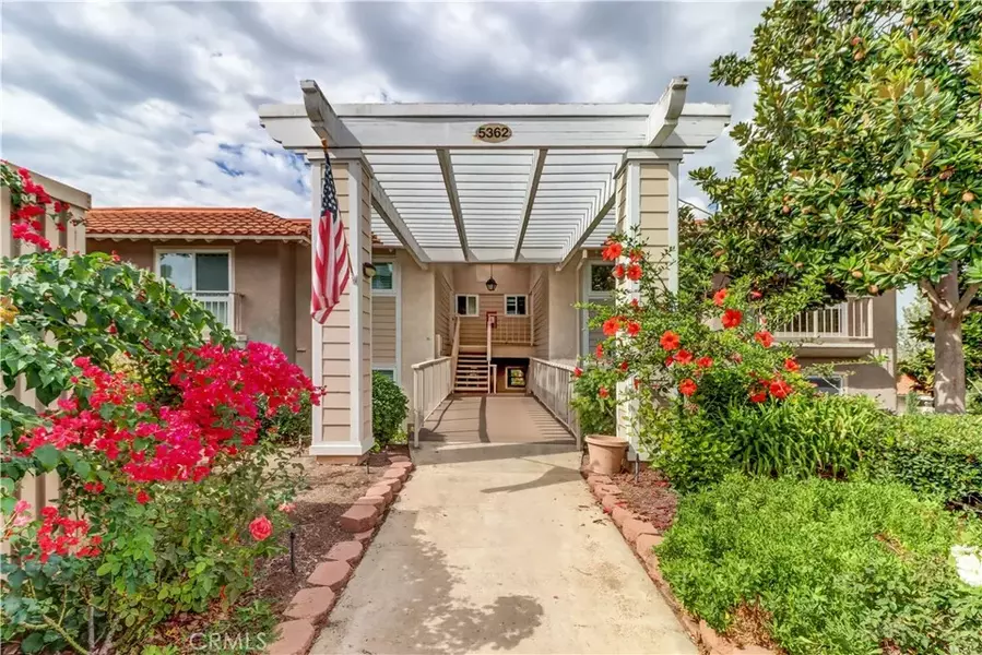5362 ALGORROBO #D, Laguna Woods, CA 92637