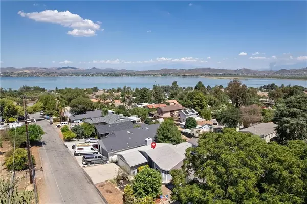 Lake Elsinore, CA 92530,33208 Gillette Street