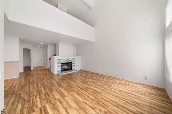 Lake Forest, CA 92679,19091 Sycamore Glen