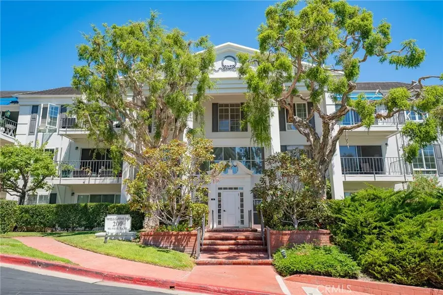 200 Mcneil Lane #104, Newport Beach, CA 92663
