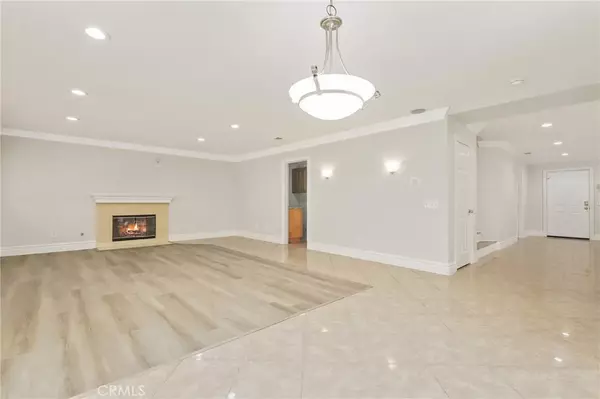 Irvine, CA 92606,20 Nevada