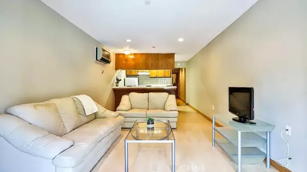 Fountain Valley, CA 92708,17200 Newhope Street #109