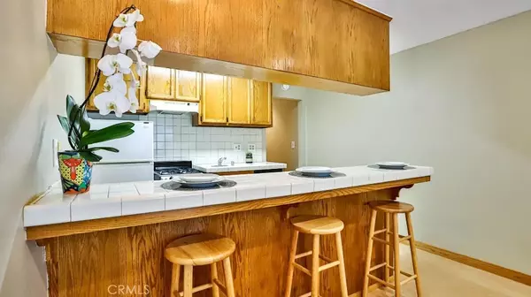Fountain Valley, CA 92708,17200 Newhope Street #109