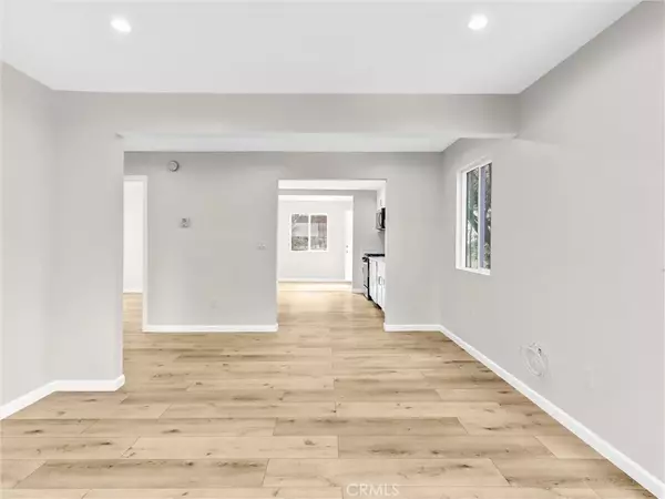 Los Angeles, CA 90063,4126 E 1st