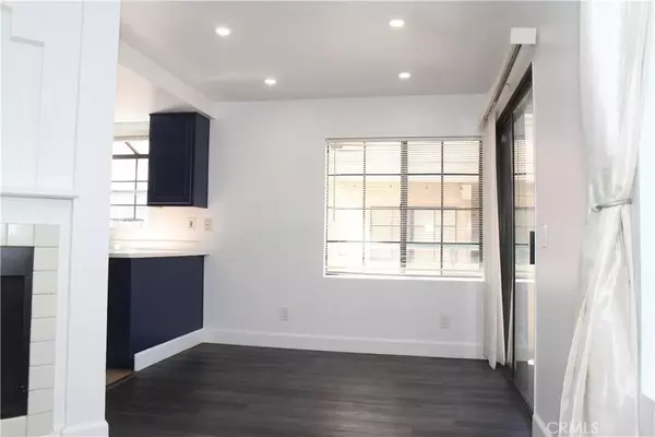 Canyon Country, CA 91387,18123 Erik #357