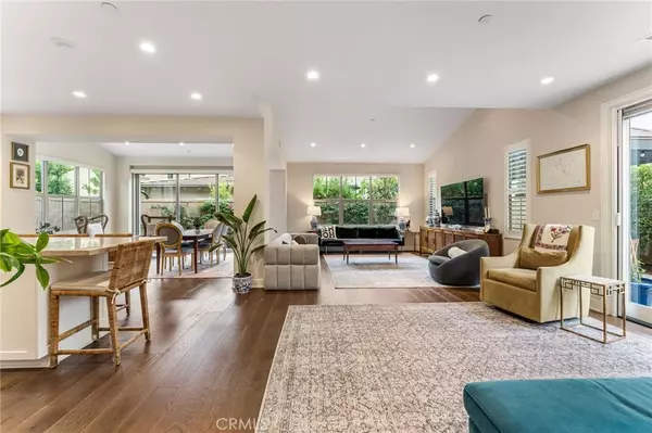 Irvine, CA 92620,117 Reflection