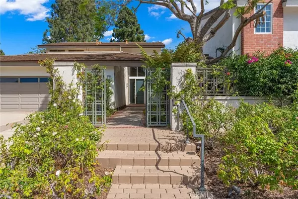 Newport Beach, CA 92660,6 Rue Marseille