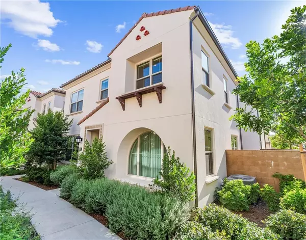 Irvine, CA 92618,136 Newburry