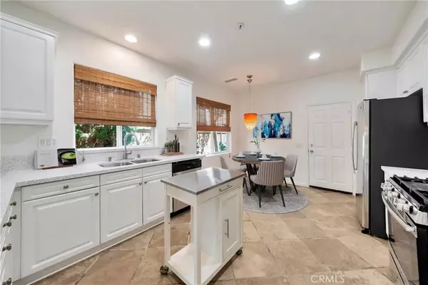 Ladera Ranch, CA 92694,5 Flowerdale