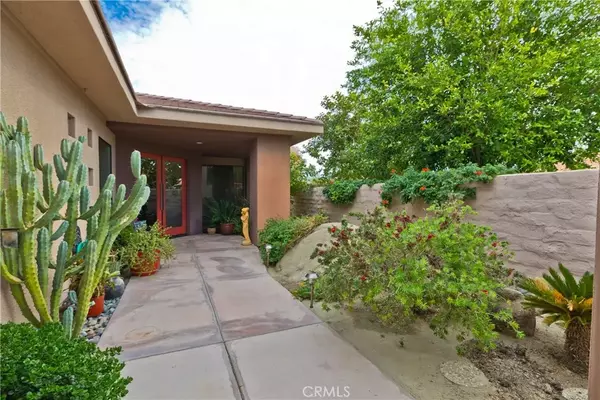 La Quinta, CA 92253,46274 Roadrunner Lane