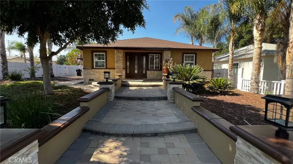 924 Wyval Avenue #101, Corona, CA 92882