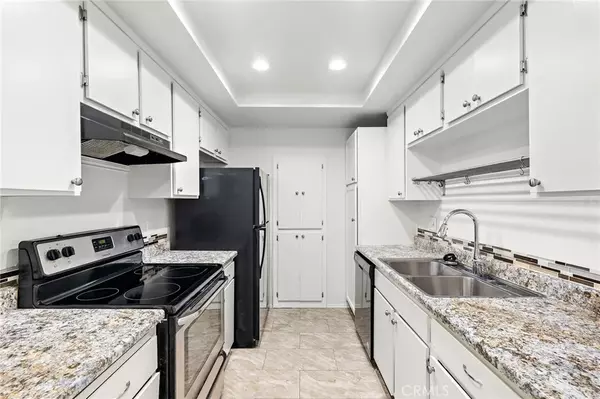 Lake Forest, CA 92630,20702 El Toro #2