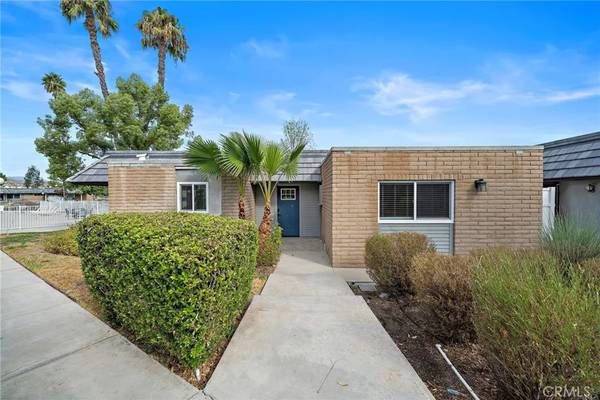 22400 Canyon Club Drive, Canyon Lake, CA 92587