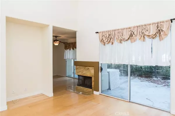 Aliso Viejo, CA 92656,3 Giotto