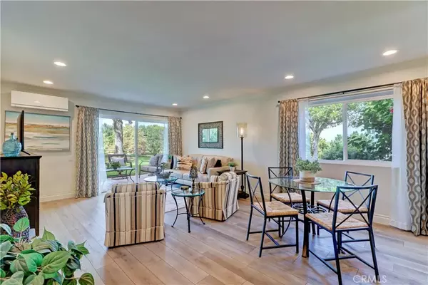 Laguna Woods, CA 92637,5368 Algarrobo #1G