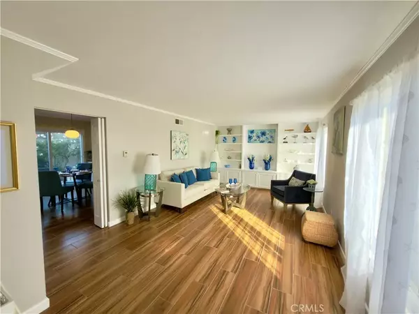 Huntington Beach, CA 92646,8142 Foxhall Drive