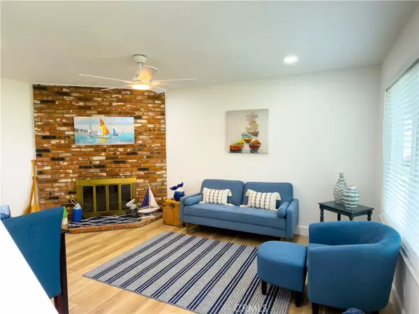 Huntington Beach, CA 92646,9745 Cornwall