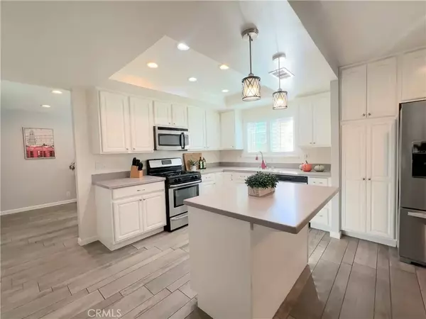 Anaheim, CA 92806,115 S Connie Circle