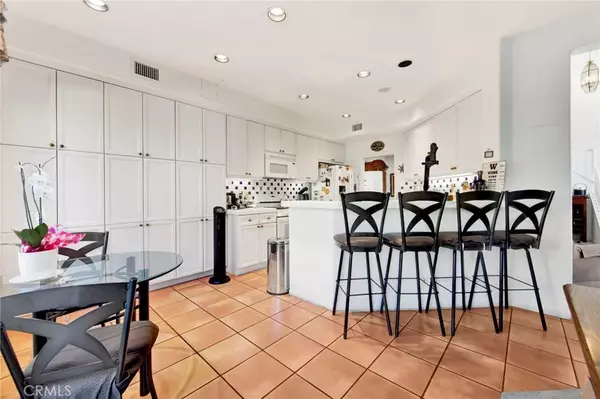 Huntington Beach, CA 92648,18642 Park Glen