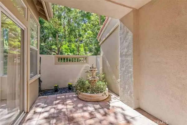 Laguna Niguel, CA 92677,23 Caribbean Ct. # 216