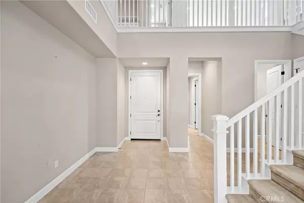 Irvine, CA 92620,121 Paxton