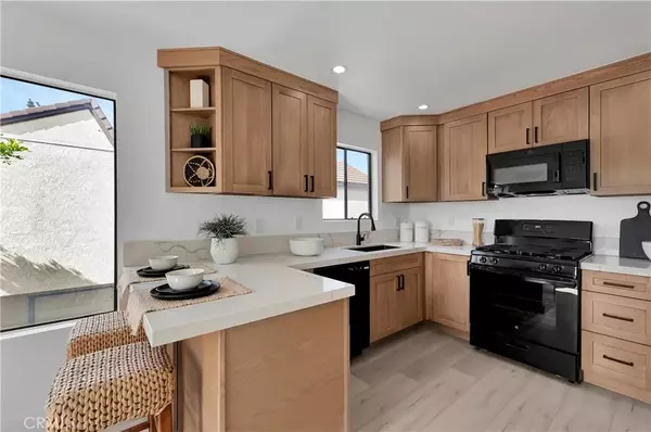 4858 Embassy Circle, La Palma, CA 90623