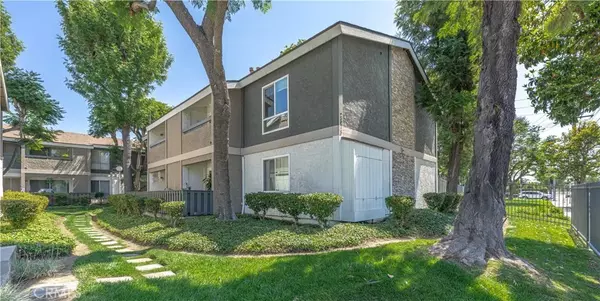 Santa Ana, CA 92704,2875 S Fairview #B